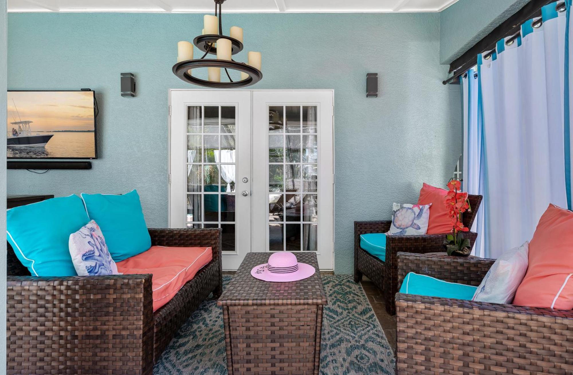 Luxury Zen Den With Heated Pool Just Off Siesta Key Apartment Sarasota Exterior photo